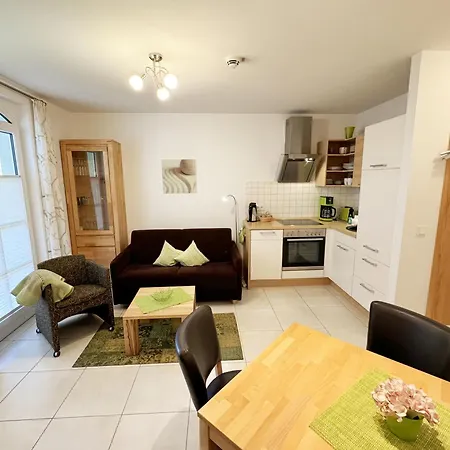 Haus Meeresblick - Ostseegold 1 24 & Ostseesilber 2 28 *