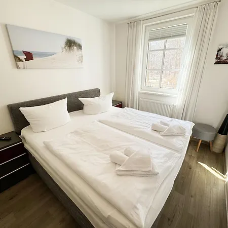 Haus Meeresblick - Ostseegold 1 24 & Ostseesilber 2 28 *
