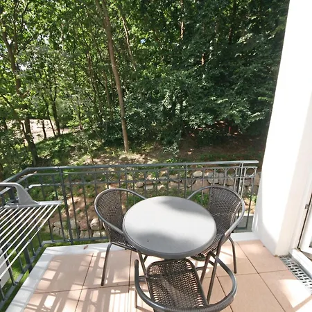 Haus Meeresblick - Ostseegold 1 24 & Ostseesilber 2 28 Baabe